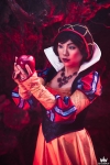 Snow White Cosplay