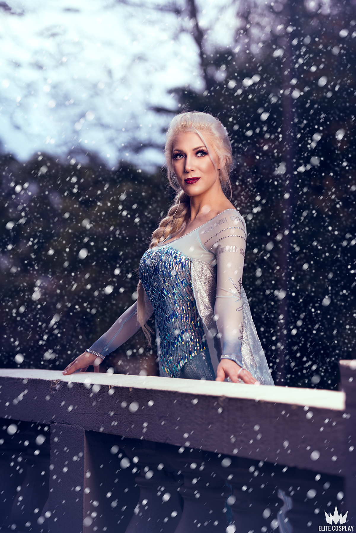 Elsa Cosplay Kristen Hughey