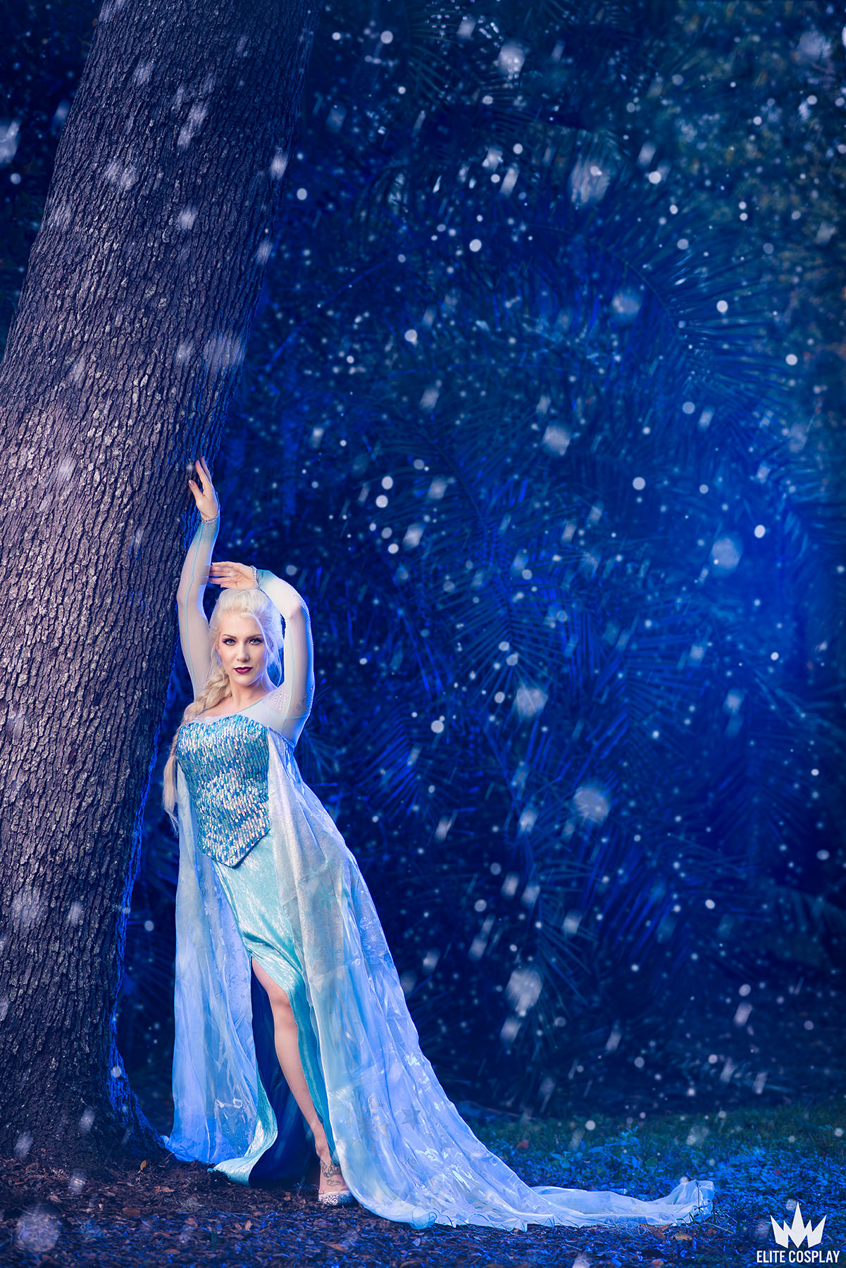 Elsa Cosplay Kristen Hughey