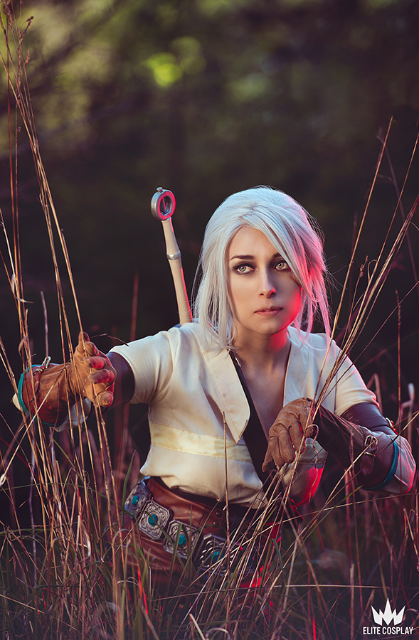 Ciri Cosplay