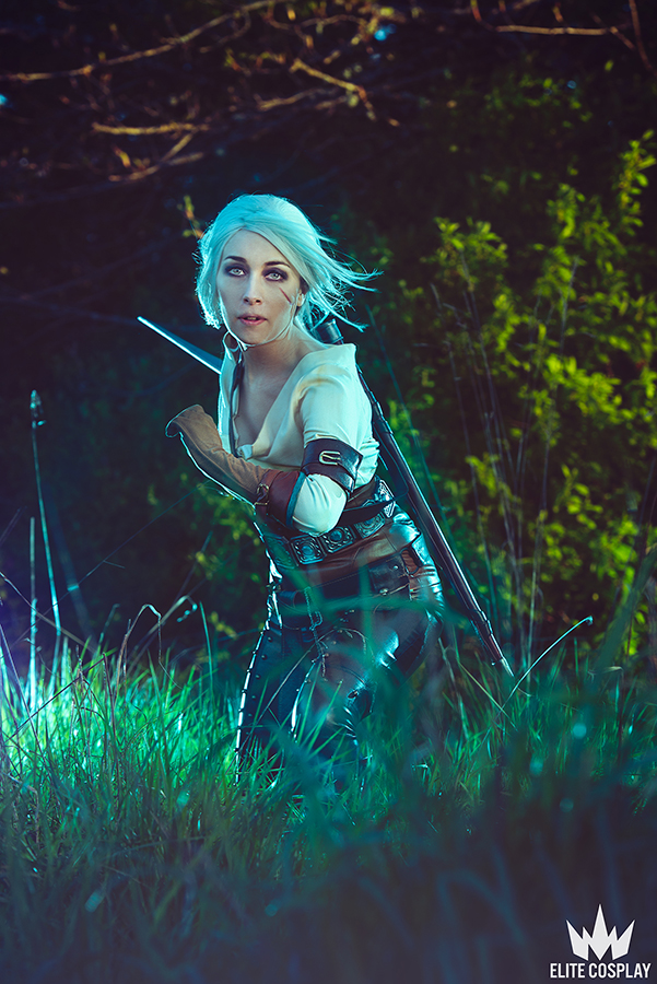 Ciri Cosplay